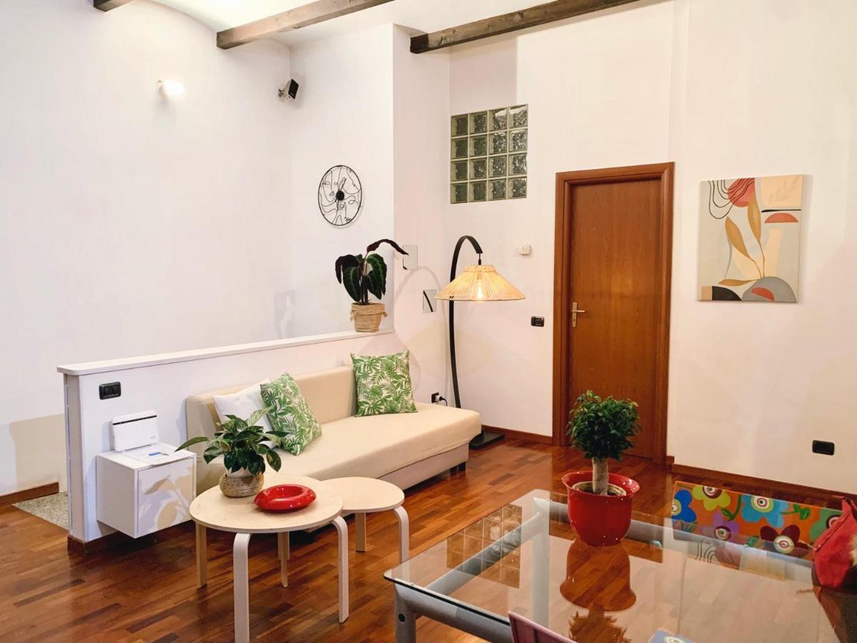 Comodo Loft Centrale - Pt Venezia Apartment Милано Екстериор снимка